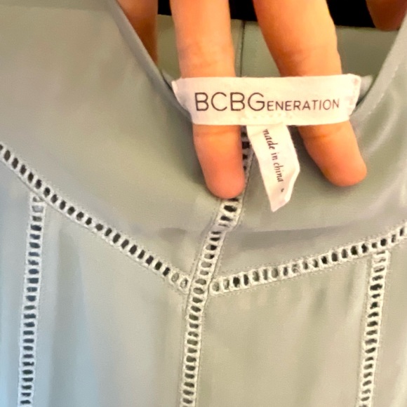 🌸 BCBG drop waist ruffle blouson dress in Cloudy Haze - Picture 3 of 11